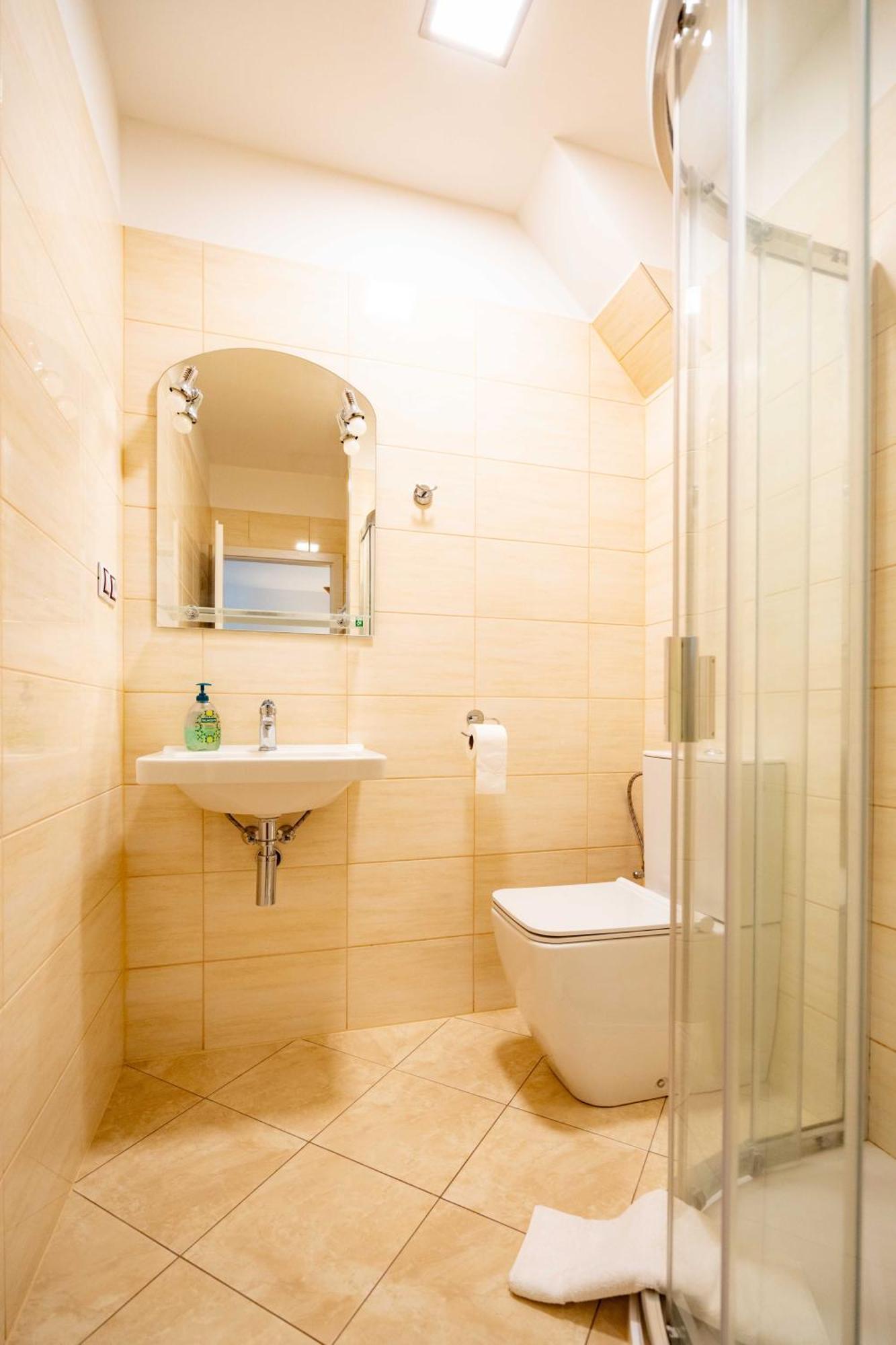 Hotel Volf Přeštice Kültér fotó