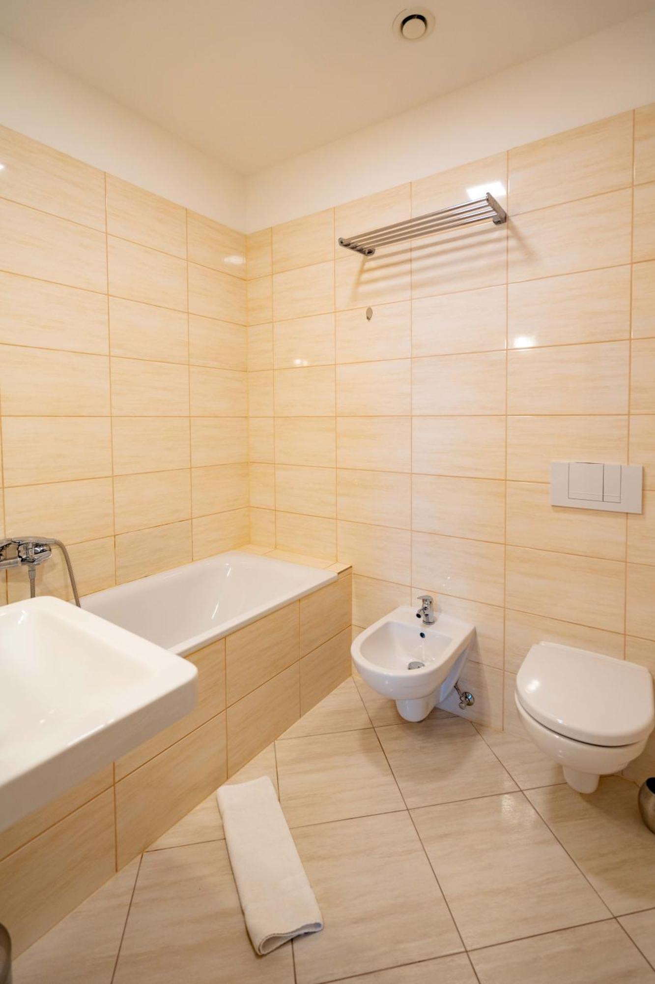 Hotel Volf Přeštice Kültér fotó