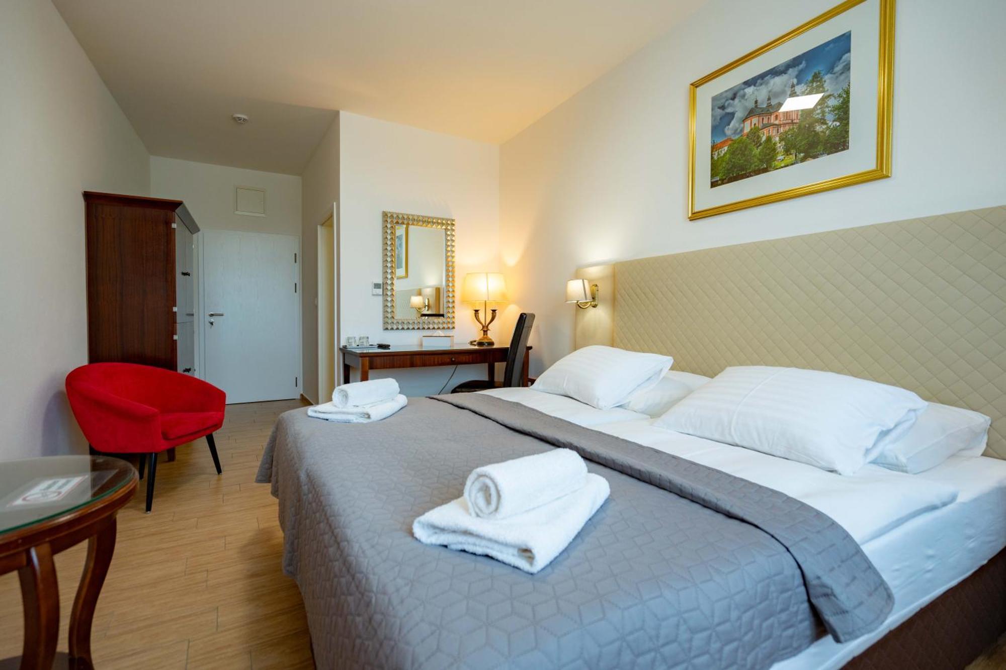 Hotel Volf Přeštice Kültér fotó